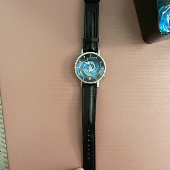 Tardis Dr Who Watch With Box from the Unemployed Philosopher's Guild - Picture 9 of 16